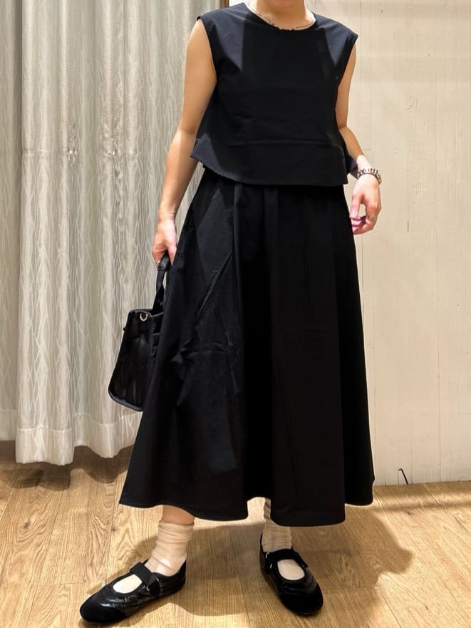 ga_riさんの「THE SHOP TK｜シアーフライスVカーデ」を使ったコーディネート