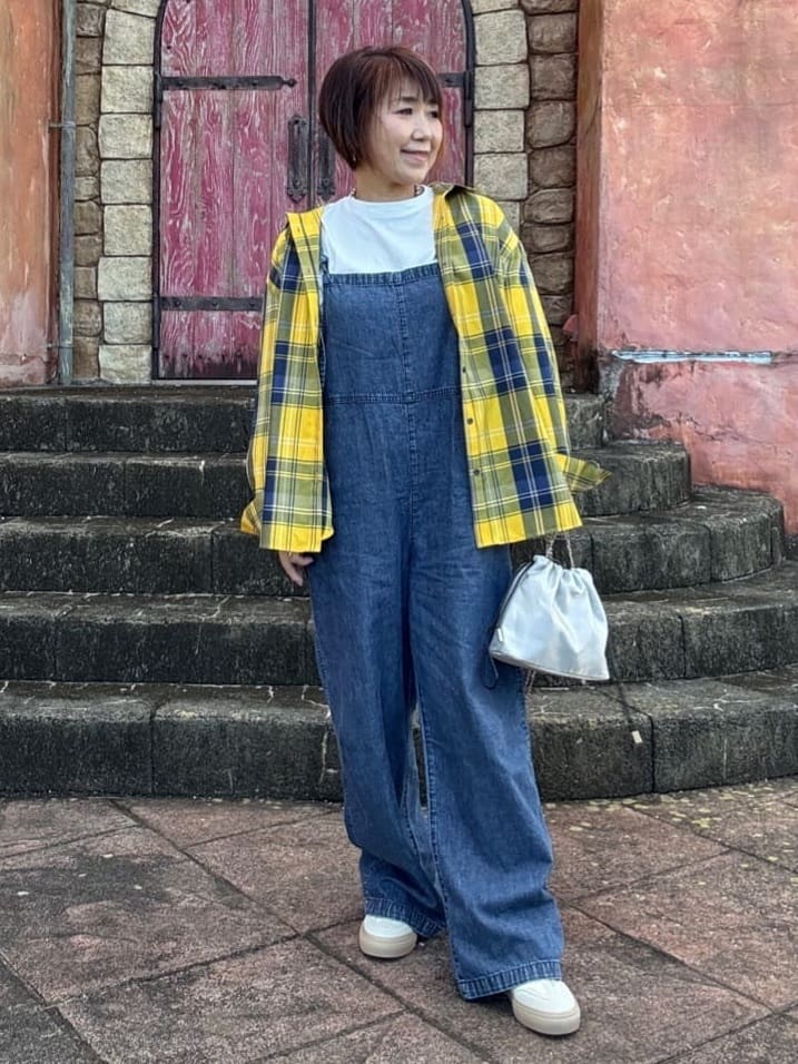 香泉さんの「SHOO･LA･RUE｜グラフィックアソート BIGロンT」を使ったコーディネート