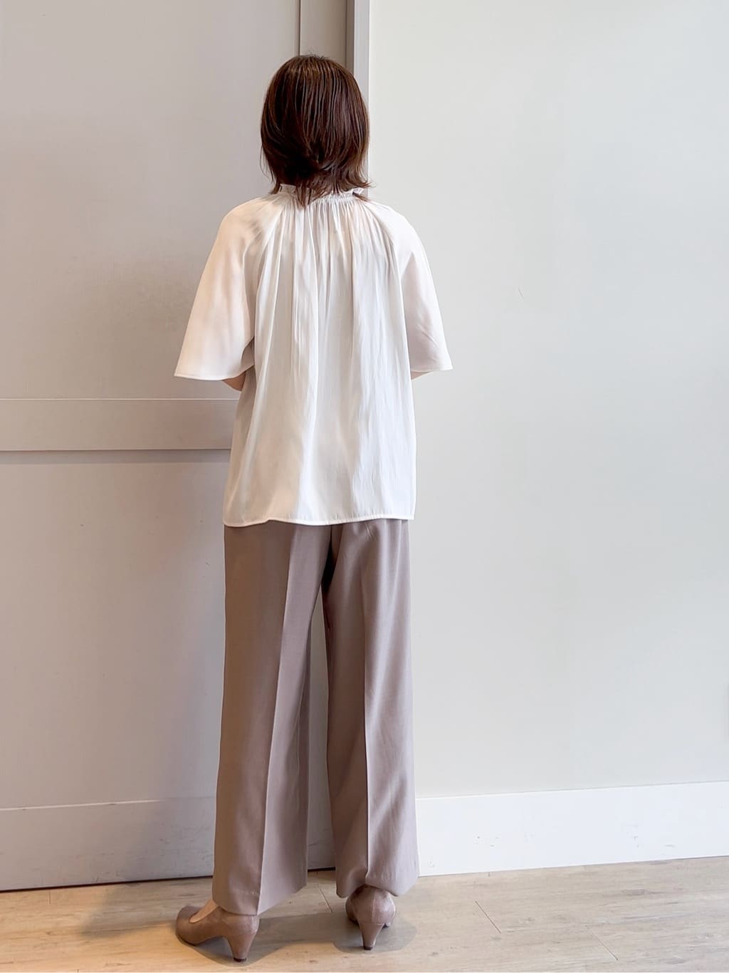 yamakoさんの「grove｜ロープベルトで差がつく 洗練リラックスパンツ」を使ったコーディネート