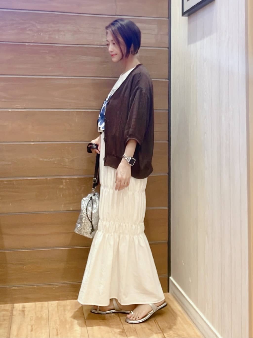 aaamiさんの「SHOO･LA･RUE｜◆【S-LL】ふわっとしたフォルムが魅力 Vネックカーディガン」を使ったコーディネート
