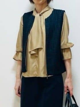 Riiさんの「Reflect｜【軽い羽織に◎】フロントファスナー開きベスト」を使ったコーディネート