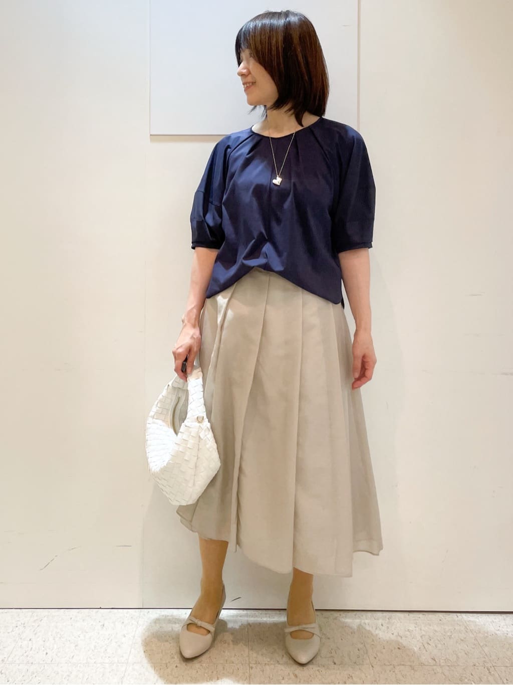 めいさんの「Reflect｜【マシンウォッシュ可／セットアップ可】シアーボックスタックプリーツスカート」を使ったコーディネート