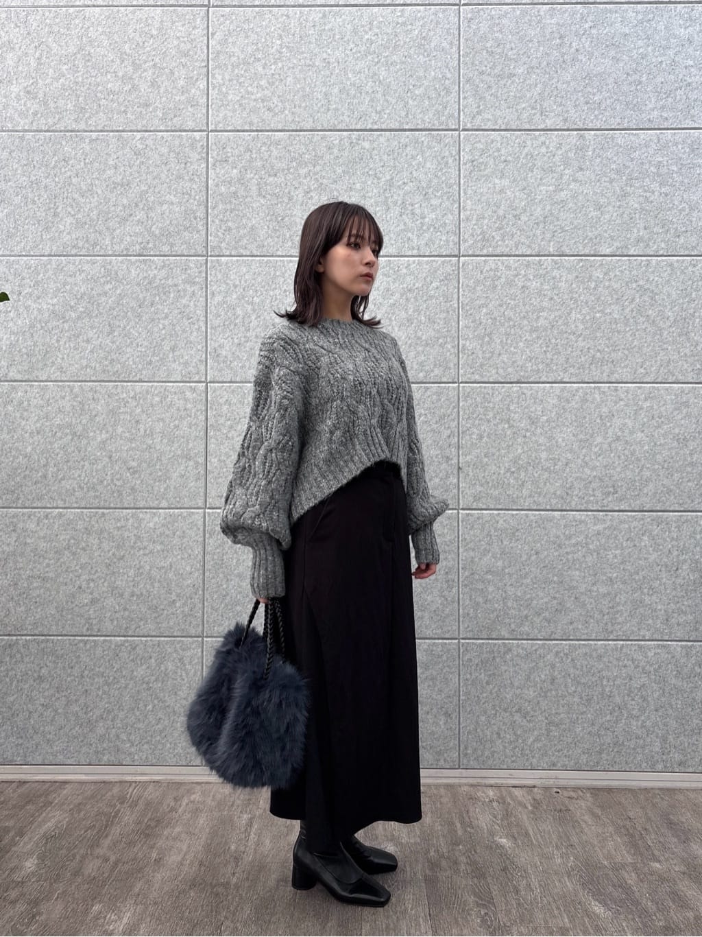 erikaさんの「INDIVI｜シャインツイルラップスカート」を使ったコーディネート