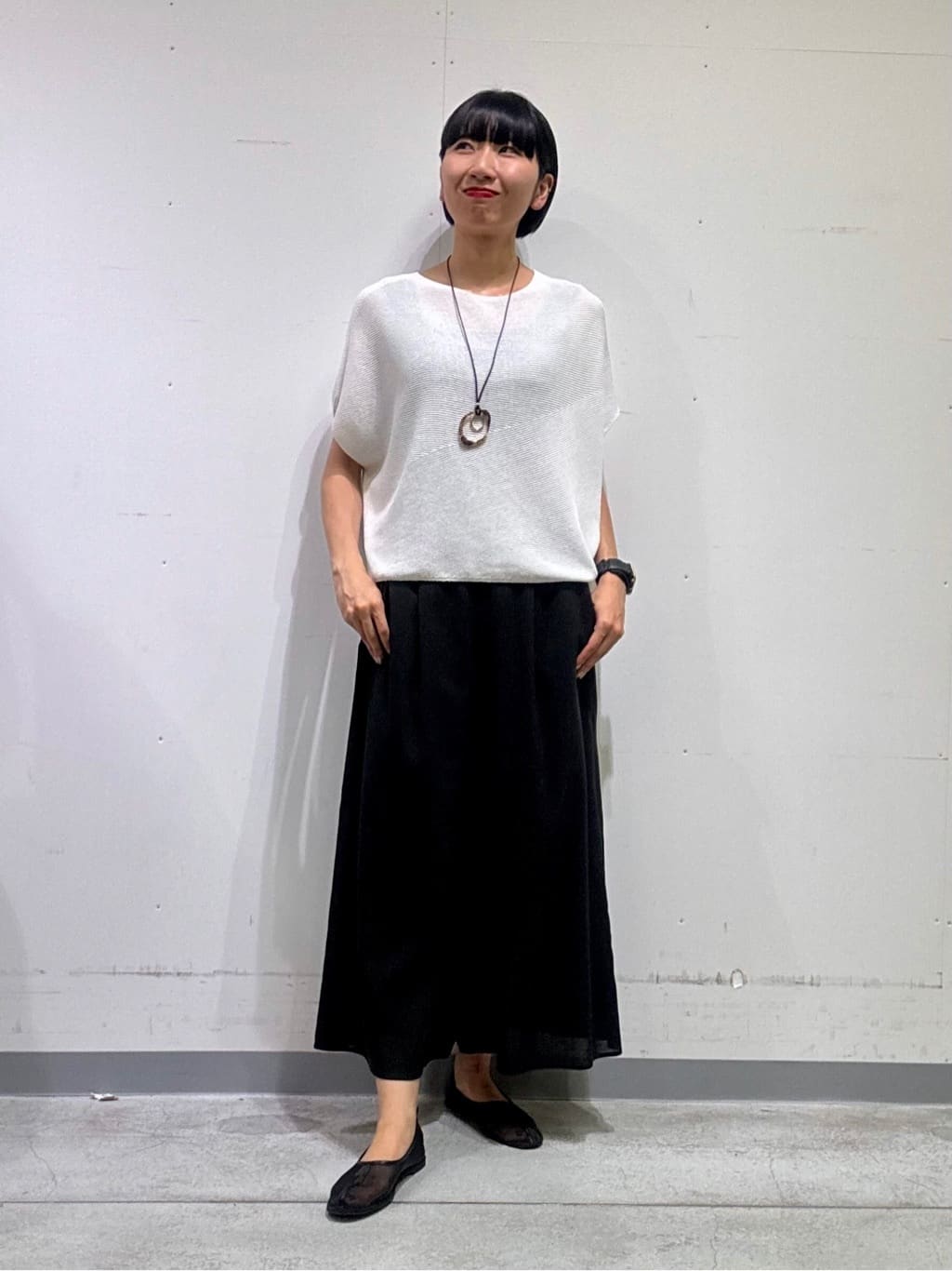 naoさんの「INDIVI｜【洗える／清涼感】コクーンシルエットニット」を使ったコーディネート
