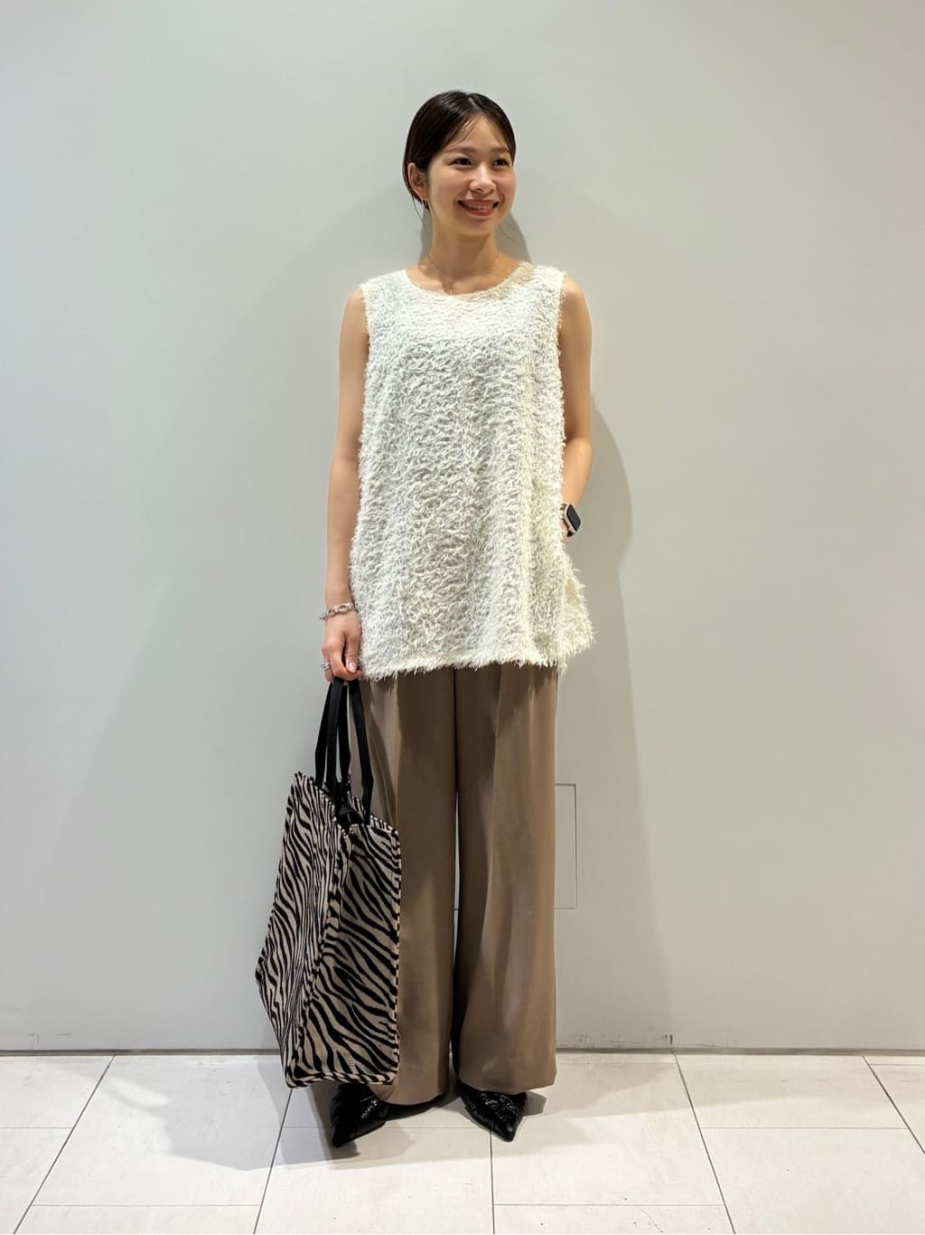 KAOさんの「INDIVI｜【軽く羽織れる！】ダブルジャケット」を使ったコーディネート