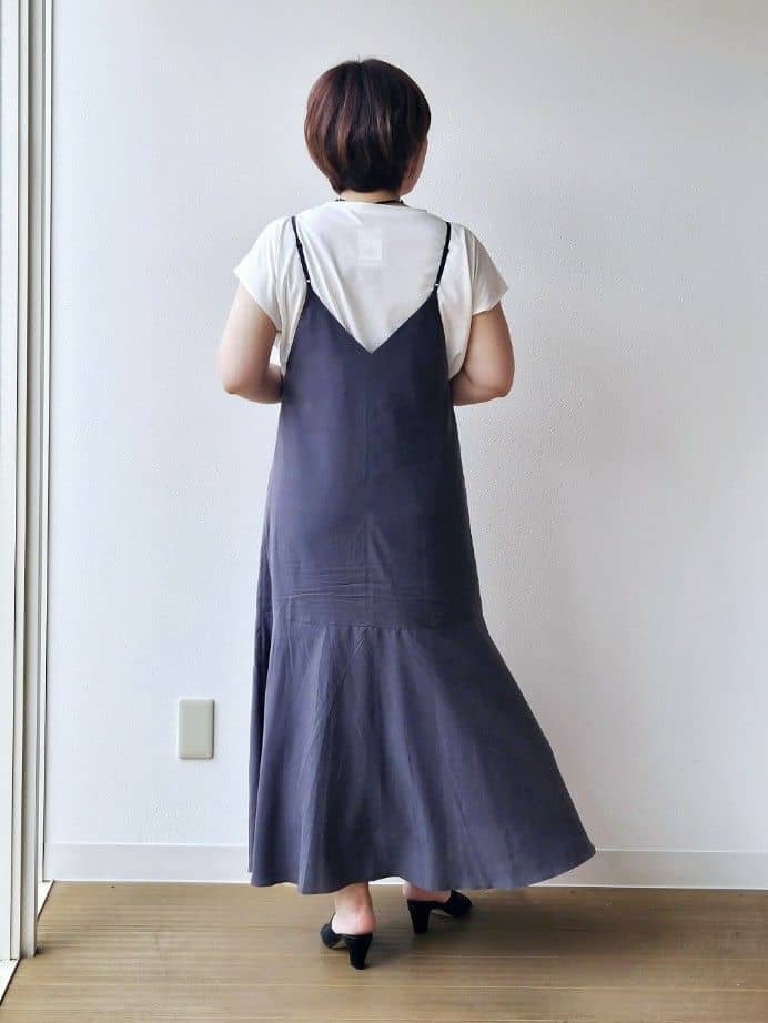 やじまさんの「UNTITLED｜【洗える/Tシャツ】ツイストプルオーバー」を使ったコーディネート