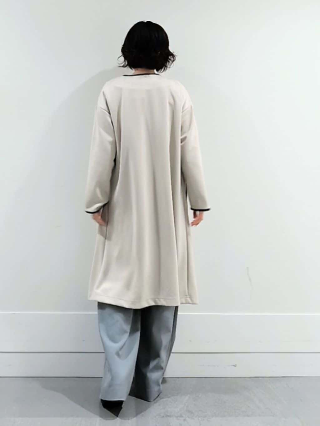 ミズタさんの「UNTITLED｜【丸首/Tシャツ風/短丈】シャギースリーブ ポンチカットソー」を使ったコーディネート