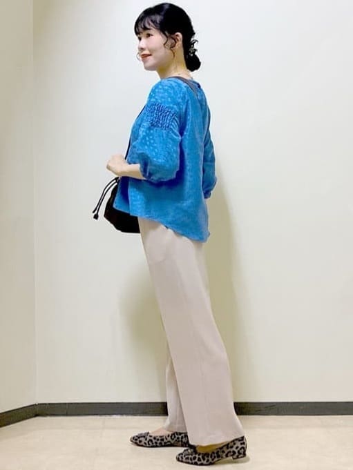  beni_gingerさんの「Reflect｜【接触冷感／マシンウォッシュ可／ウエスト総ゴム】ワイドシルエットパンツ」を使ったコーディネート