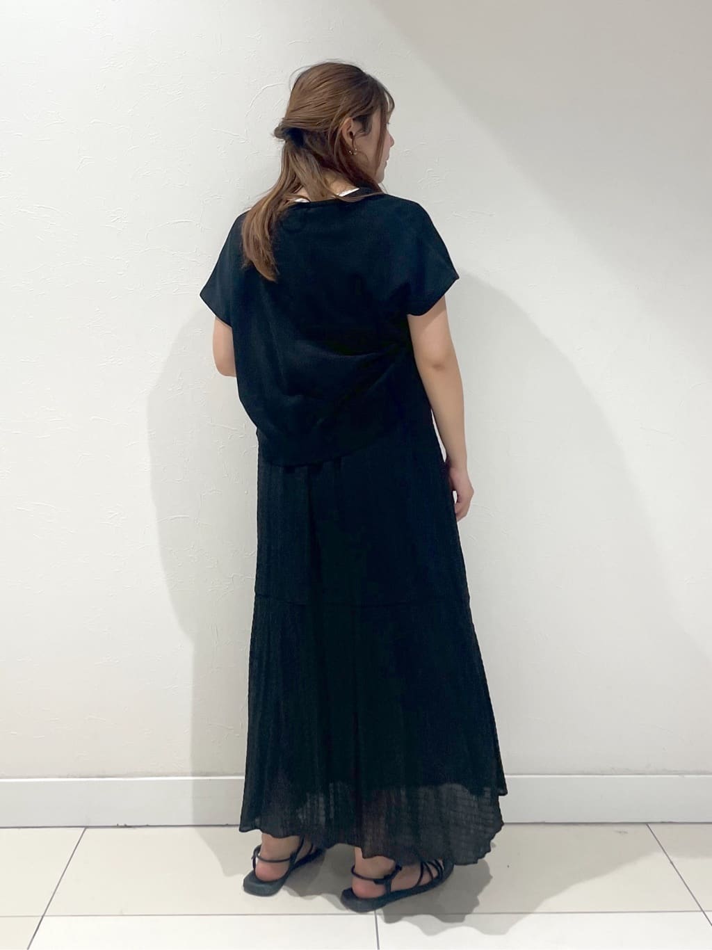 YUUKIさんの「INDIVI｜◆【洗える】ブルゾン風ジップニットベスト」を使ったコーディネート
