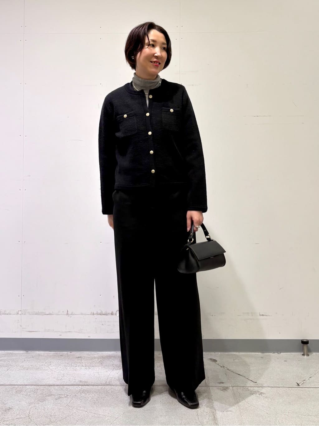 yuriさんの「INDIVI｜【トレンド／スタイルアップ】ストレッチコンビネゾン」を使ったコーディネート