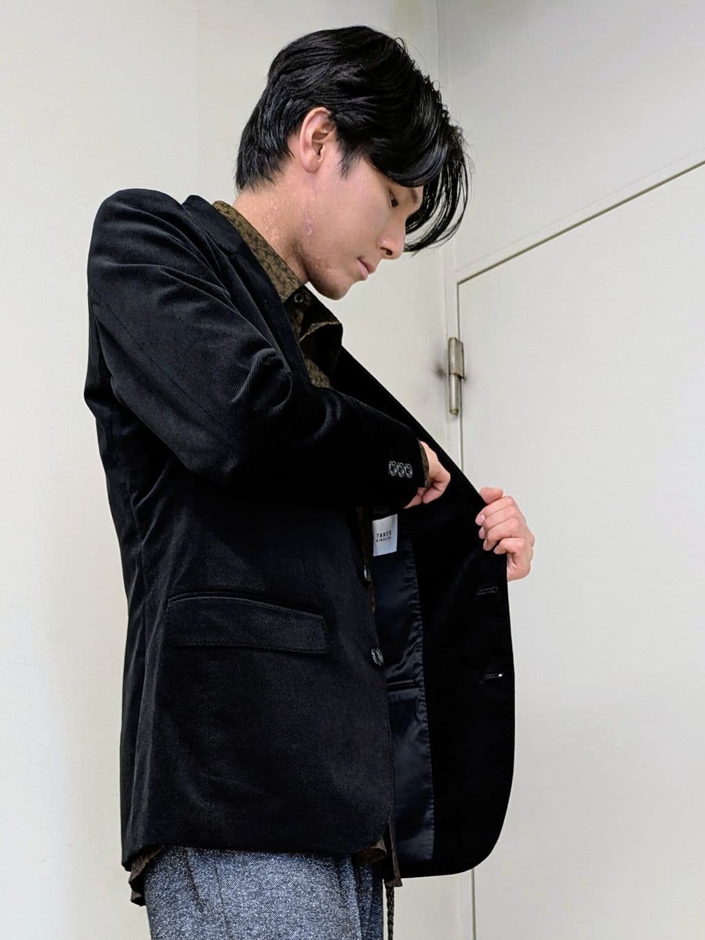 ryoさんの「TAKEO KIKUCHI｜【Sサイズ～】ストレッチコーデュロイ ジャケット」を使ったコーディネート