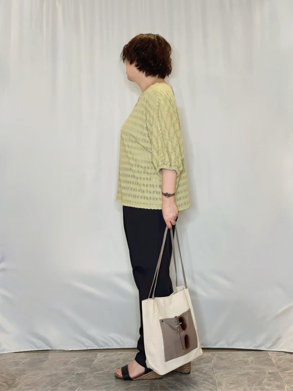たみさんの「SHOO･LA･RUE｜【S-LL】涼やかで好印象 シアーチェック ドルマントップス」を使ったコーディネート