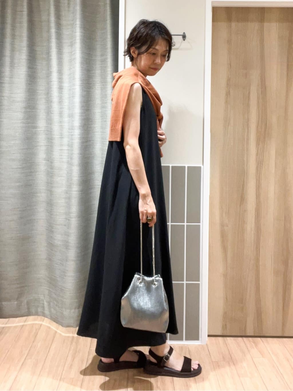 ヨッコさんの「grove｜シアーボーダーカーディガン」を使ったコーディネート