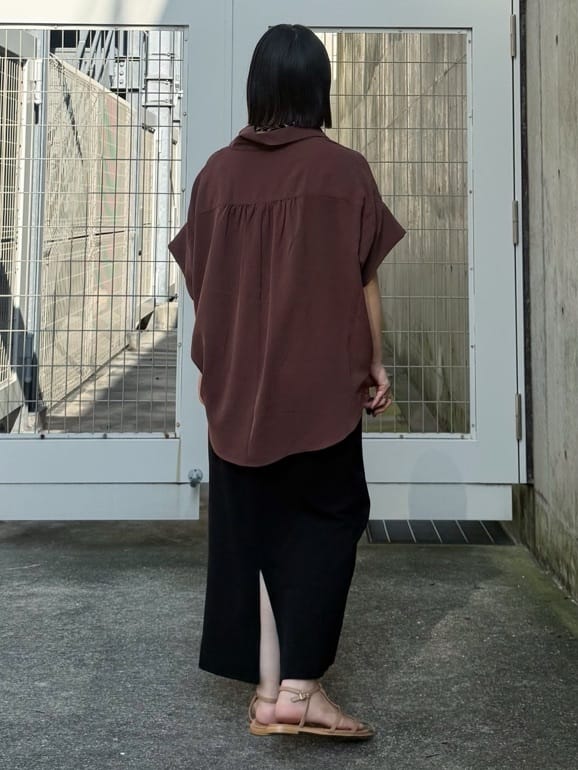 chさんの「THE SHOP TK｜【インしなくても決まる】スキッパーシャツ/接触冷感/防シワ/速乾」を使ったコーディネート