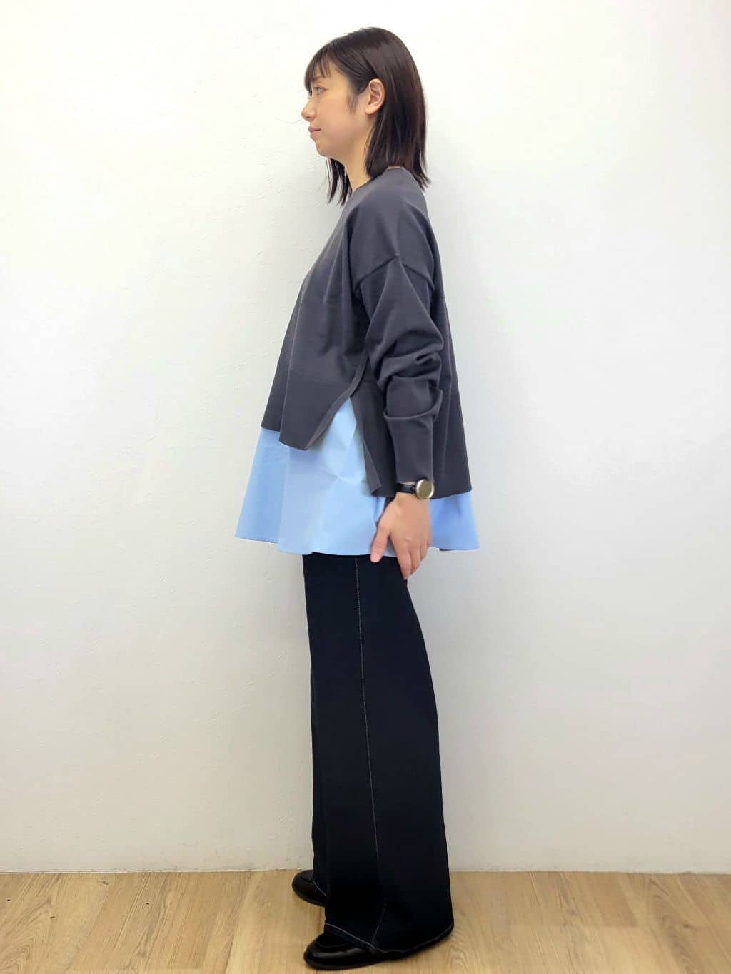LISAさんの「OPAQUE.CLIP｜《ツインセット》リラクシーサイドスリットニット&times;ドッキングタンク【洗濯機洗い可】」を使ったコーディネート