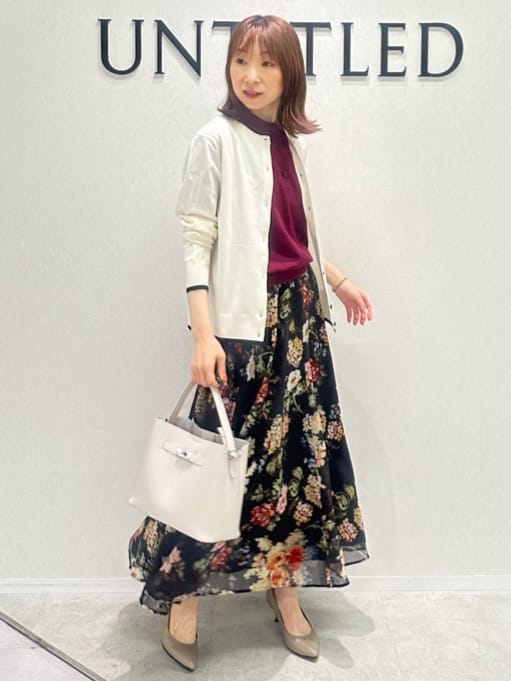Miwaさんの「UNTITLED｜【アンサンブル可/薄手】ベーシッククルーネックカーディガン」を使ったコーディネート