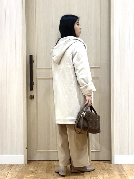 ERIさんの「SHOO･LA･RUE｜【S-LL/洗濯機可】さりげないラメが上品　クルーネックニット」を使ったコーディネート
