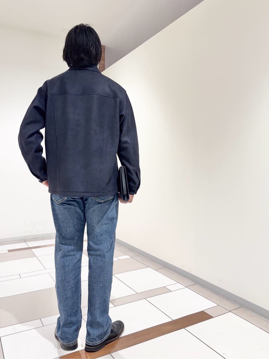 及川さんの「TAKEO KIKUCHI｜【モンスターストレッチ】日本製 ウォッシュド デニムパンツ」を使ったコーディネート