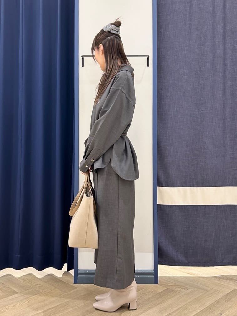 Orikaさんの「grove｜【カセット服/選べる着丈】洗濯機で洗えるオーバーシャツ」を使ったコーディネート
