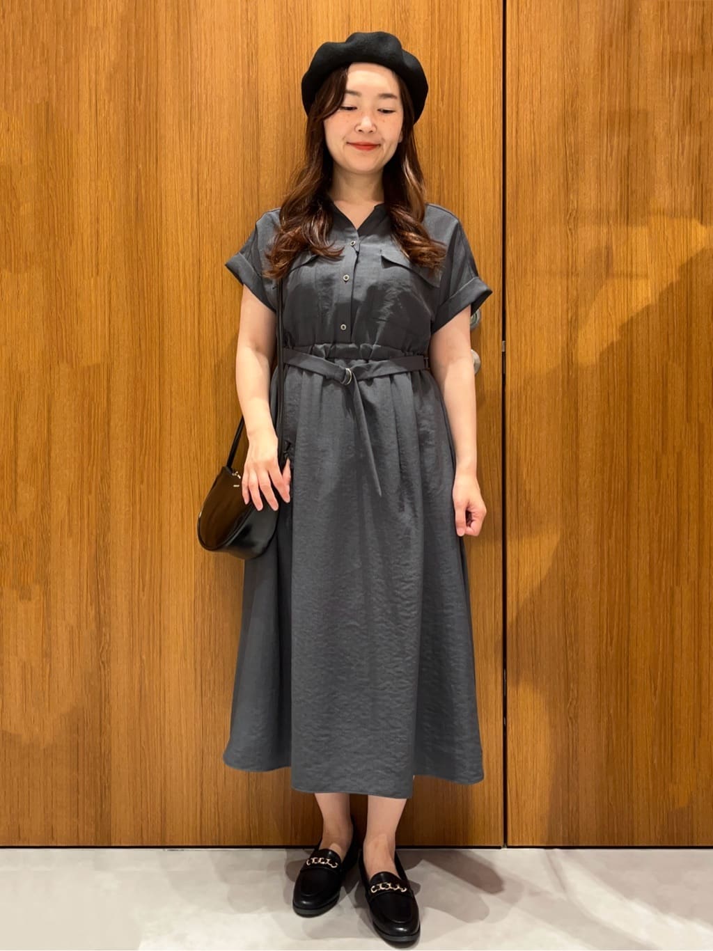 アスカさんの「index｜ロゴ刺繍クルーカーディガン【洗濯機洗い可】」を使ったコーディネート