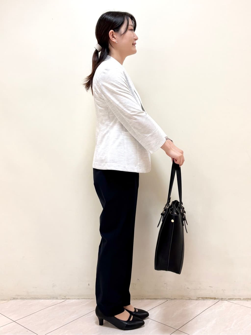 mikiさんの「Reflect｜【私のパンツ／手洗い可】ベーシックテーパードパンツ」を使ったコーディネート