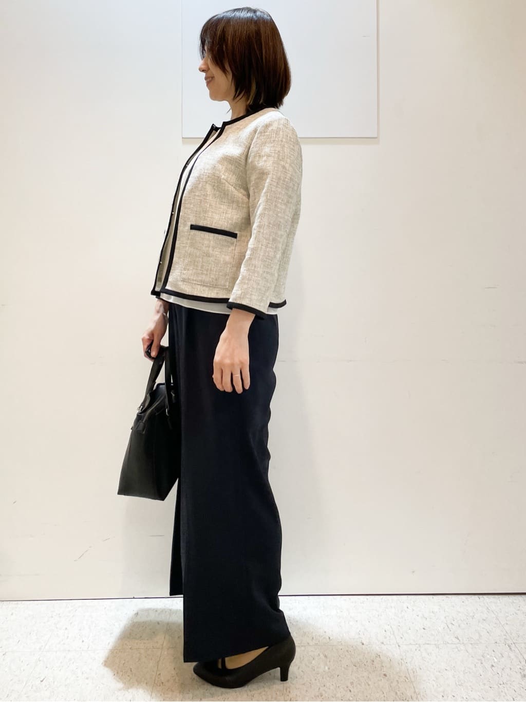 めいさんの「Reflect｜【一枚着で着映え◎／ジャケットのインナーにも】フロント開きブラウス」を使ったコーディネート