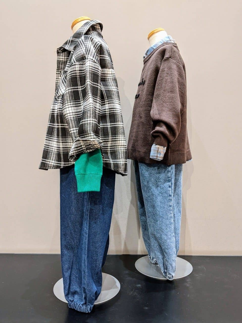 vacheさんの「SHOO･LA･RUE｜【100-150cm】チェックオーバーシャツ」を使ったコーディネート