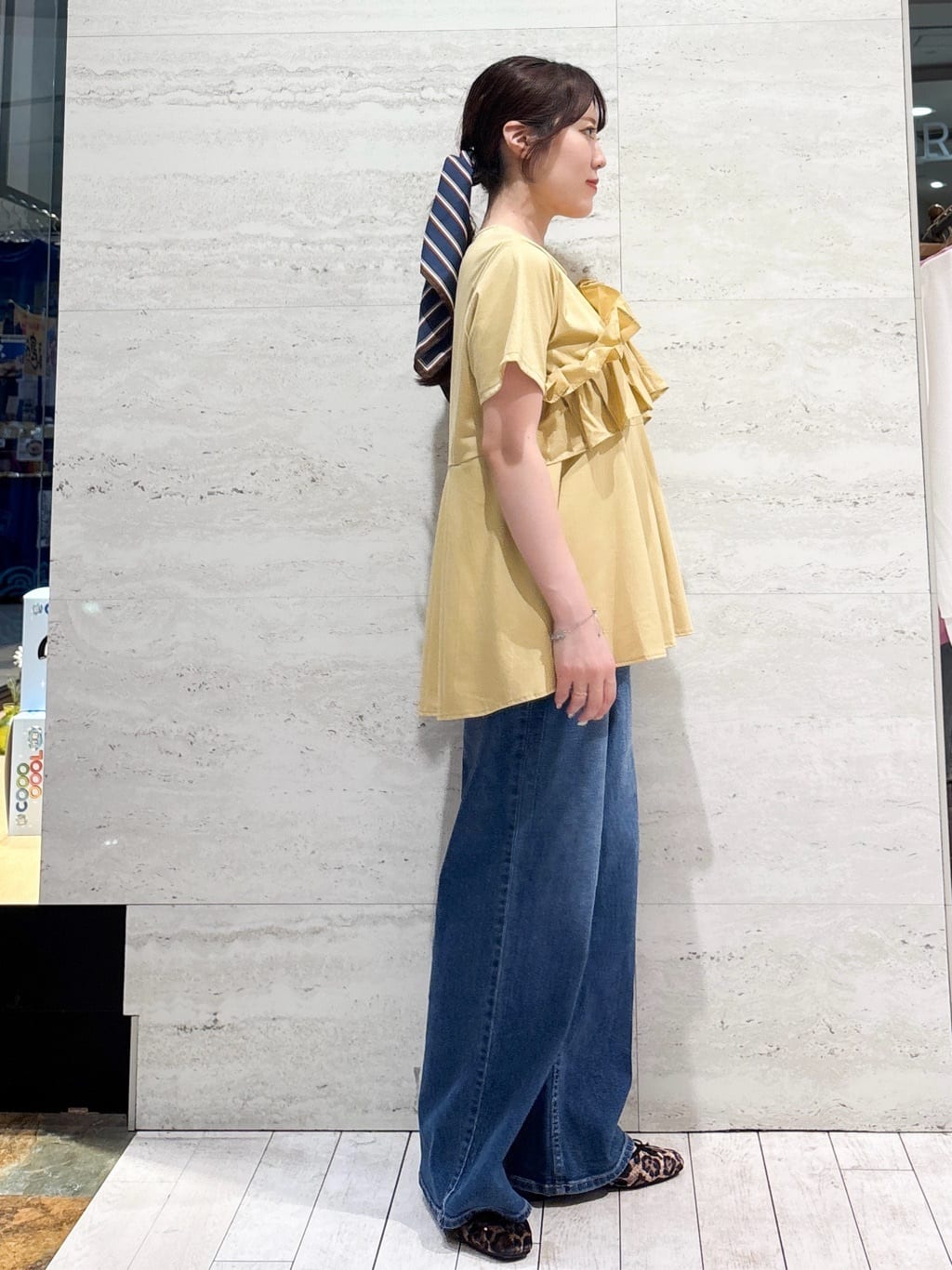 かほさんの「OPAQUE.CLIP｜【2WAY】素材アソートシャイニー巾着ミニショルダーバッグ」を使ったコーディネート