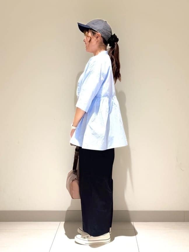 Liriさんの「Dessin｜【ウエストゴム/洗える】リラクシーナイロンパンツ」を使ったコーディネート
