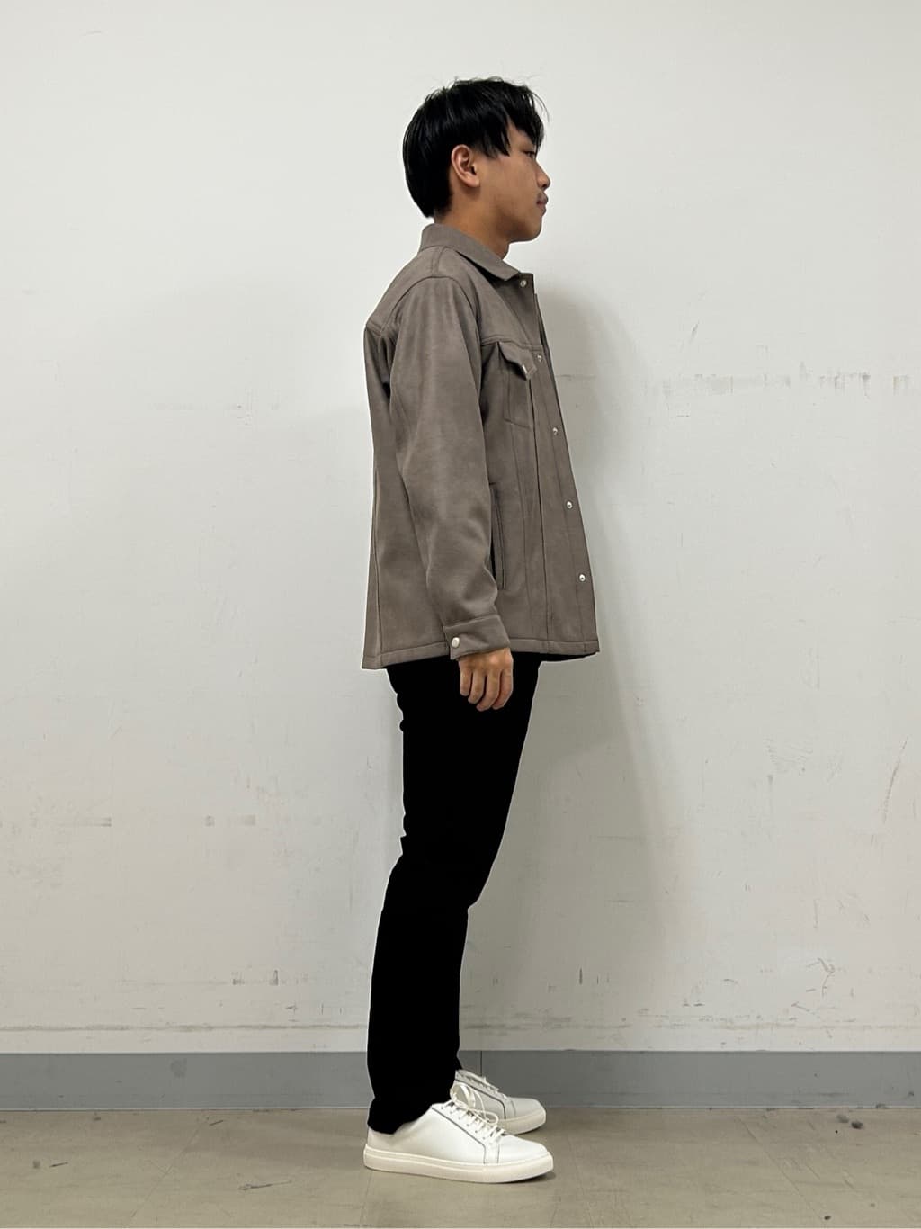 Hiroさんの「TAKEO KIKUCHI｜【Made in JAPAN】ビッグチェック＆スライドパズル柄 ニット」を使ったコーディネート