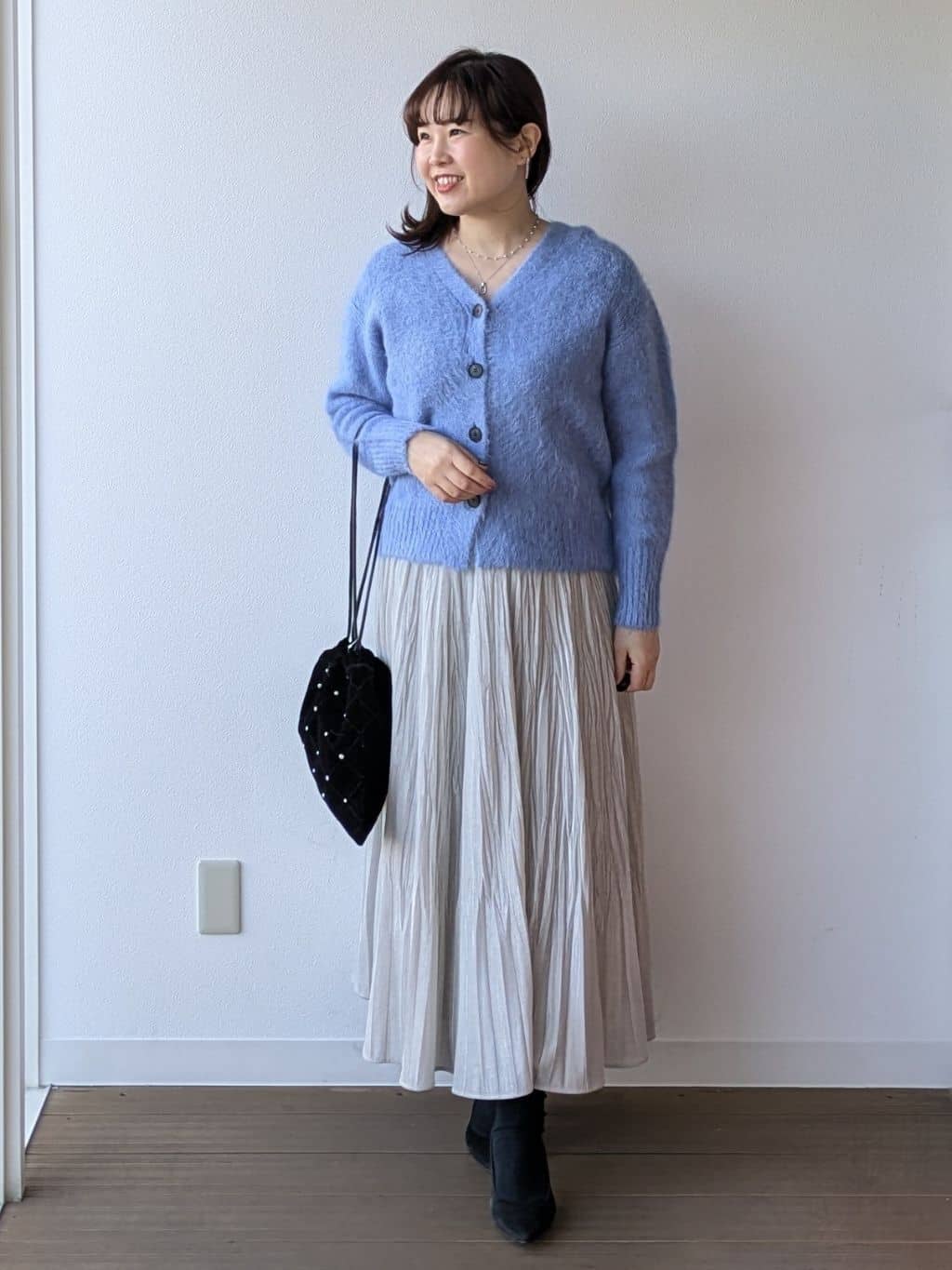 なみきさんの「UNTITLED｜【ゆったり】アルパカ混シャギー カーディガン」を使ったコーディネート