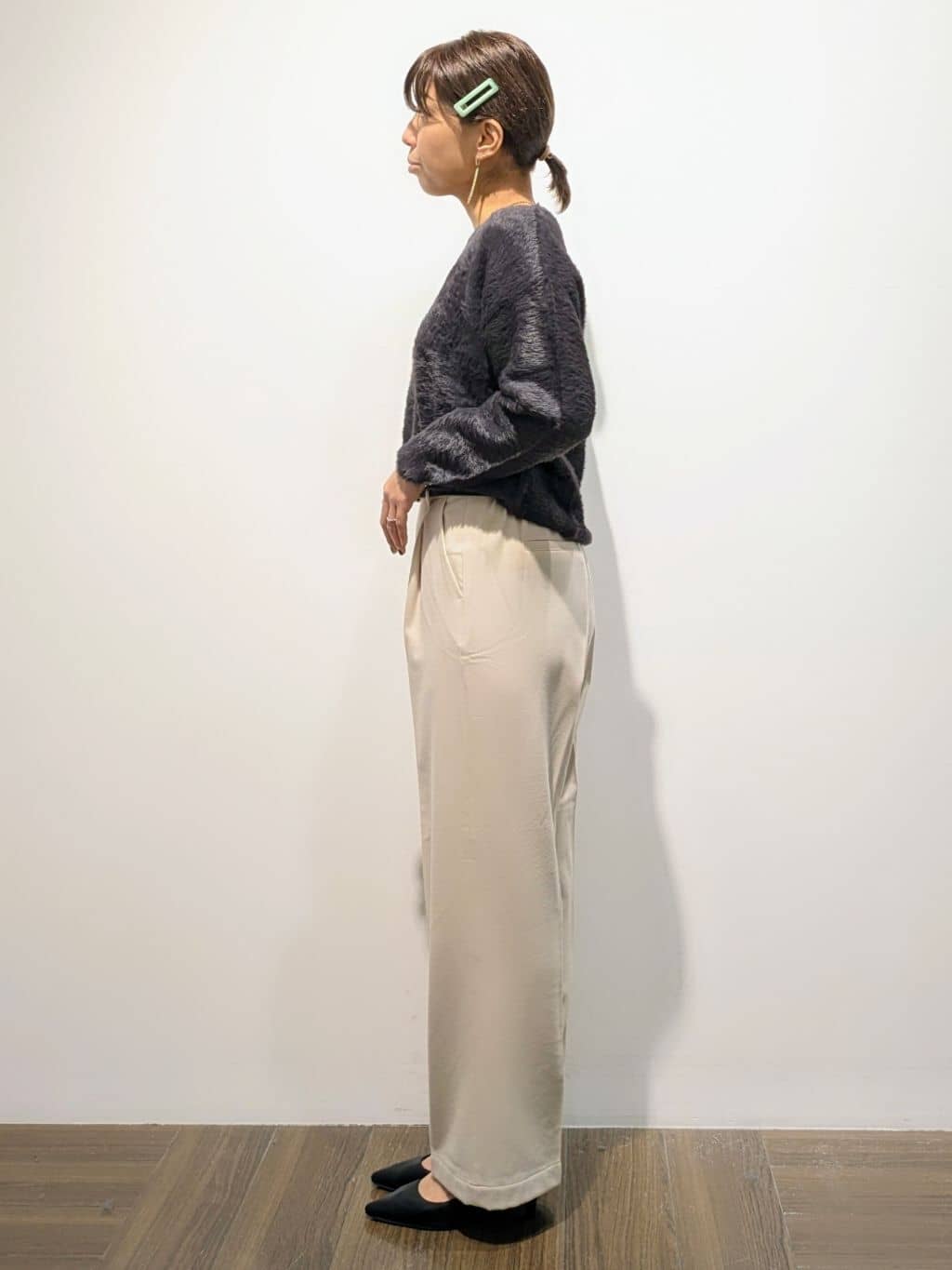 4410さんの「THE SHOP TK｜【華やかで柔らか】ふわふわフェザーニット/洗える・前後2WAY」を使ったコーディネート