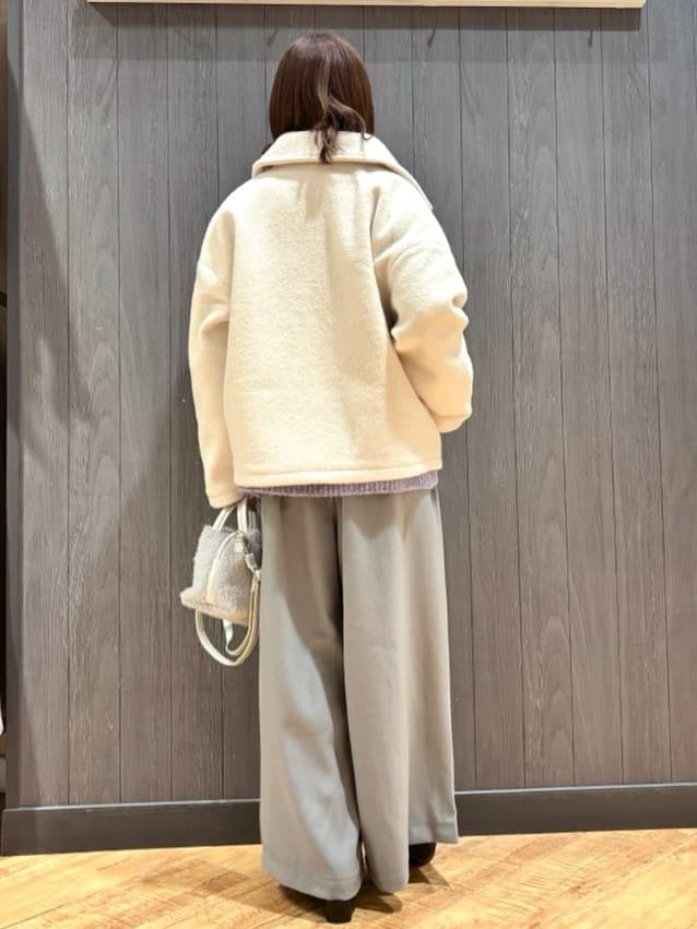 meiさんの「SHOO･LA･RUE｜【着丈選べる/S-LL】スタイルアップが叶う ベルト付きワイドパンツ」を使ったコーディネート
