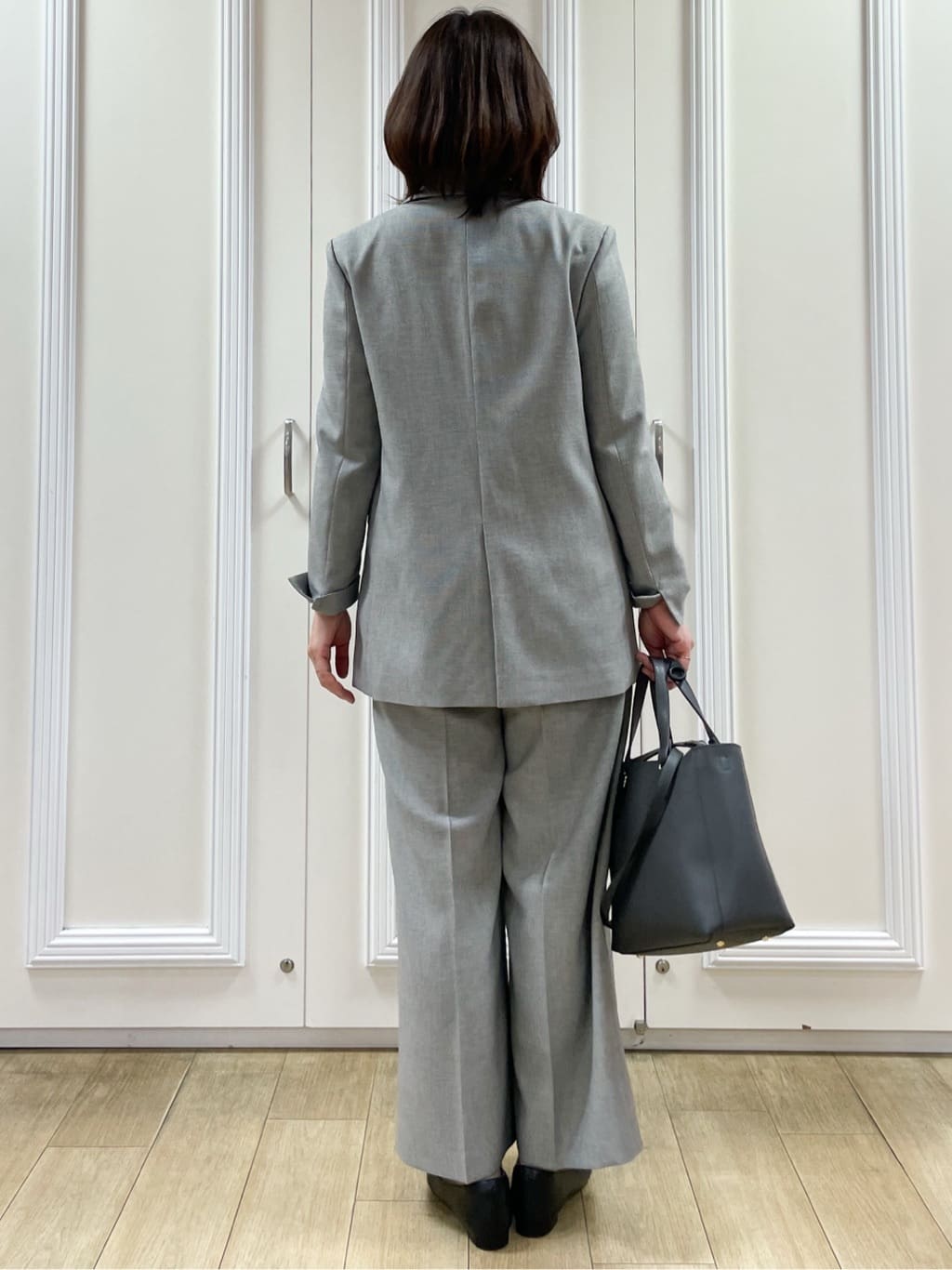 めいさんの「Reflect｜【秋映え◎】Vネック&times;メッシュスリーブニット」を使ったコーディネート
