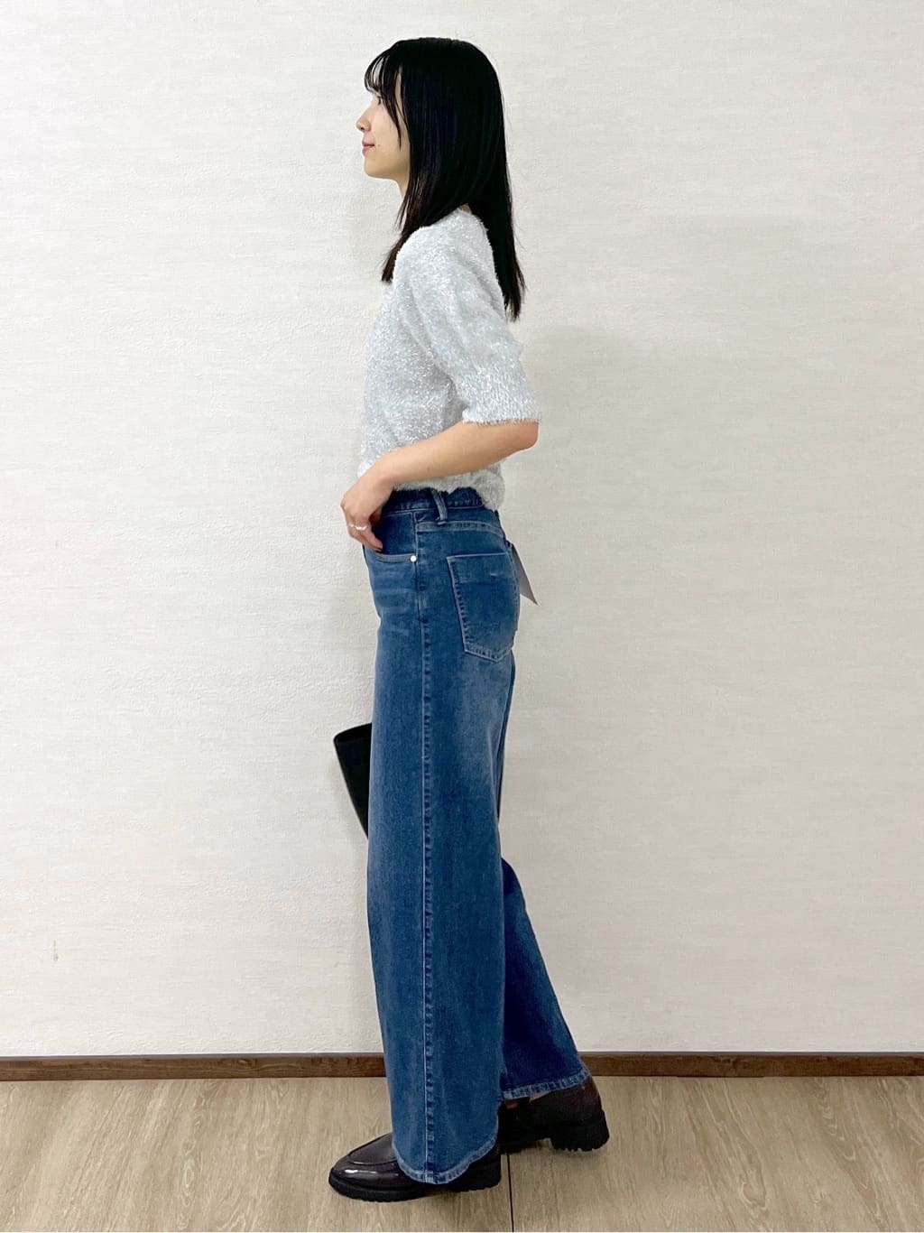 sachikoさんの「OPAQUE.CLIP｜キラキラボリュームスリーブニット【洗濯機洗い可】」を使ったコーディネート