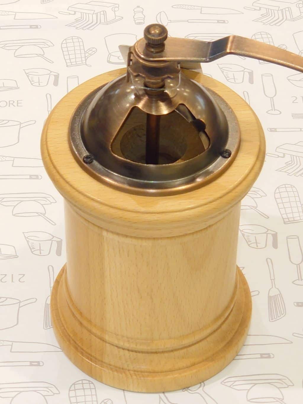 PANタナカさんの「212 KITCHEN STORE｜コーヒーミル・コラム ＜HARIO ハリオ＞」を使ったコーディネート