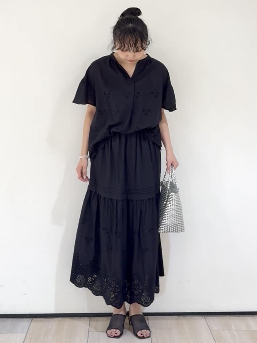 YUKAさんの「UNTITLED｜メタリックメッシュトート」を使ったコーディネート