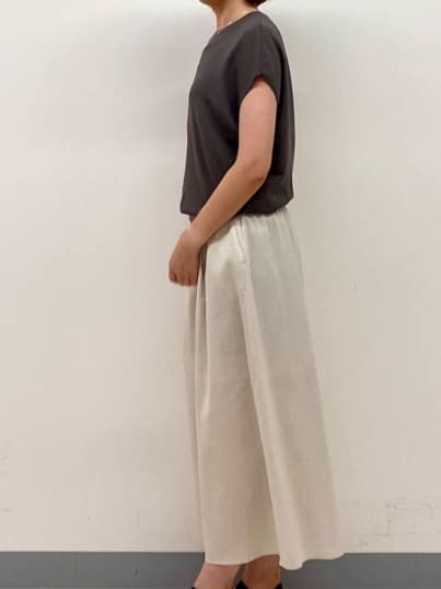 まいこさんの「INDIVI｜【洗える／清涼感◎】ワイドフレアパンツ／スカーチョ」を使ったコーディネート