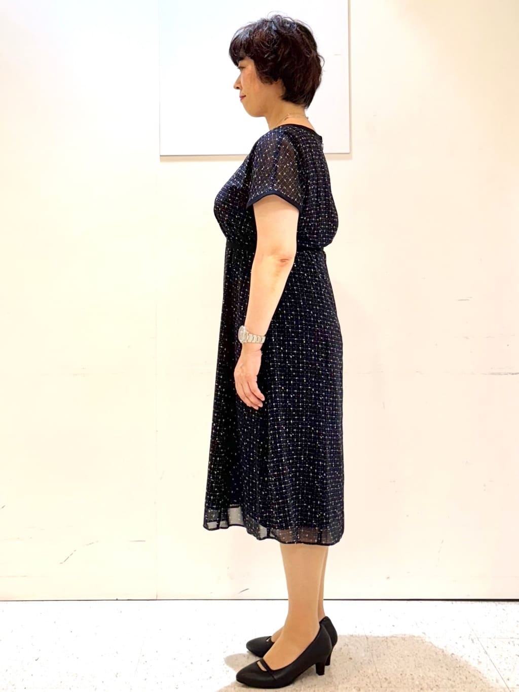 ヤスコさんの「Reflect｜【WEB先行カラーあり／マシンウォッシュ可／ナローベルト付き】オフボディツイードチェックワンピース」を使ったコーディネート