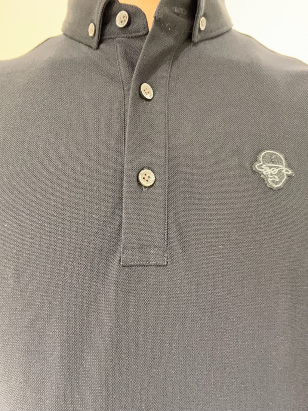 及川さんの「TAKEO KIKUCHI｜【COOL CITY WEAR】エアートール ポロシャツ /接触冷感・通気性」を使ったコーディネート