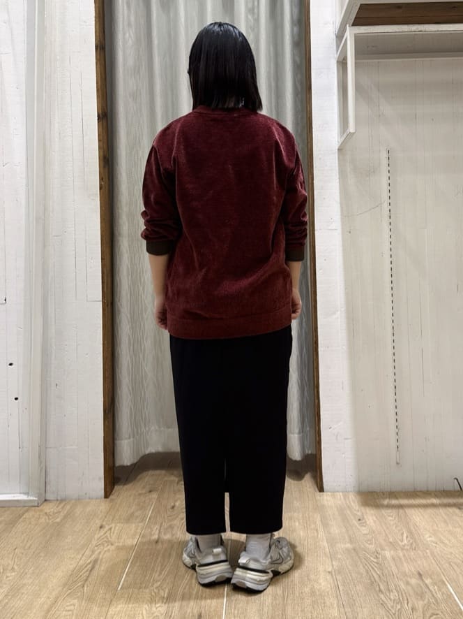 chさんの「THE SHOP TK｜【触れるたびに心地良い】ライトモールニット　洗濯機OK/ユニセックスでおすすめ！」を使ったコーディネート
