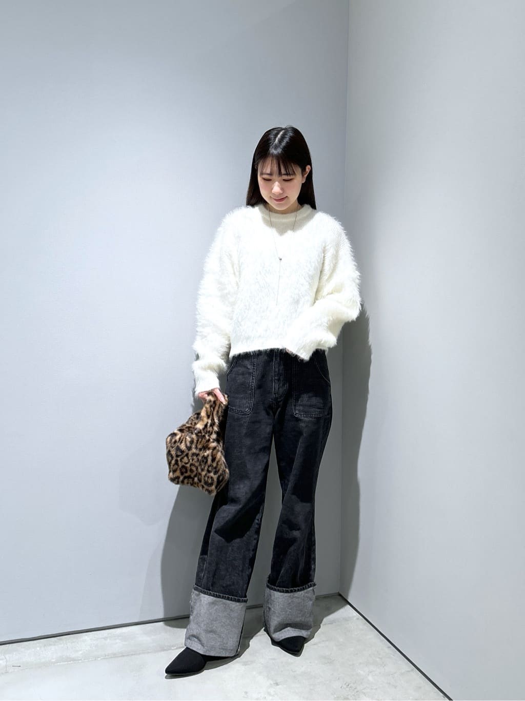 Renoさんの「INDIVI｜ロールアップデニム」を使ったコーディネート