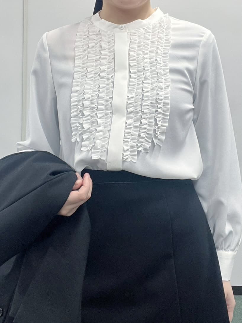 Hitomiさんの「index｜《5色展開／XS-LLサイズ》ストレッチテーラードジャケット／セットアップ対応【イージーアイロン】」を使ったコーディネート