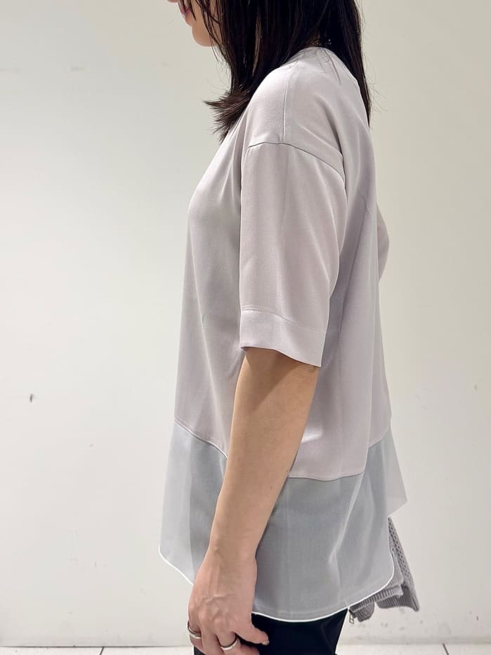そんさんの「INDIVI｜【洗える】裾シアー半袖トップス」を使ったコーディネート