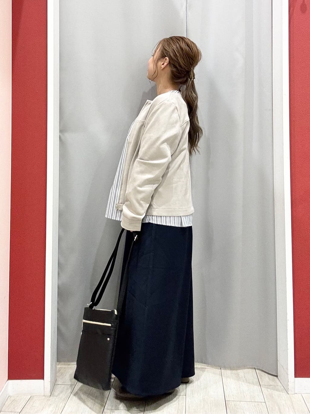 shioさんの「SHOO･LA･RUE｜【S-LL】キャンディースリーブが女性らしい マルチストライプブラウス」を使ったコーディネート