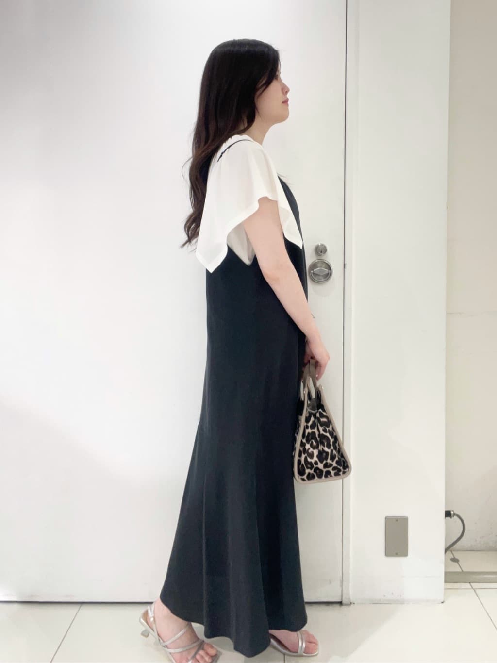 moeさんの「UNTITLED｜【きれいめ／接触冷感／日本製】ハンカチスリーブプルオーバー」を使ったコーディネート