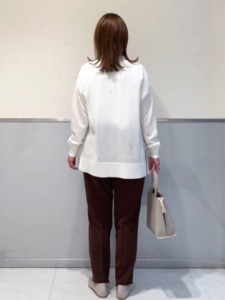 ミーさんの「index｜◆リネンライクフロントフリルブラウス【洗濯機洗い可／吸水速乾／接触冷感】」を使ったコーディネート
