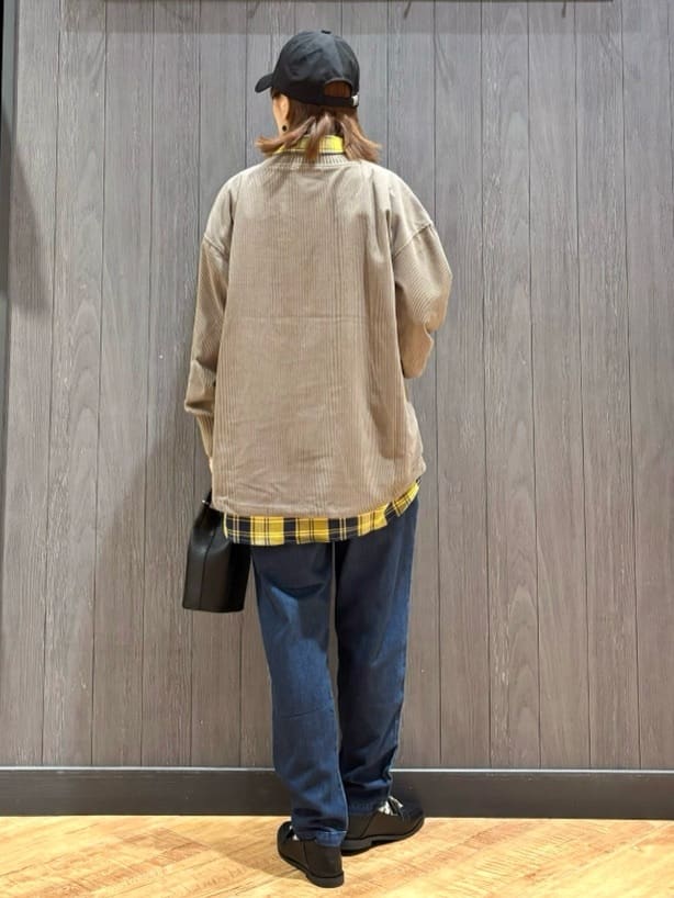 meiさんの「SHOO･LA･RUE｜【洗濯機可/S-LL】程よい抜け感 大人のチェックシャツ」を使ったコーディネート