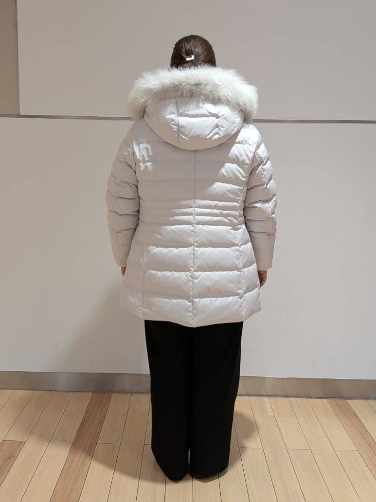TAKAさんの「UNTITLED｜【重ね着もおすすめ/洗える】ウールカシミヤ クルーネックニット」を使ったコーディネート