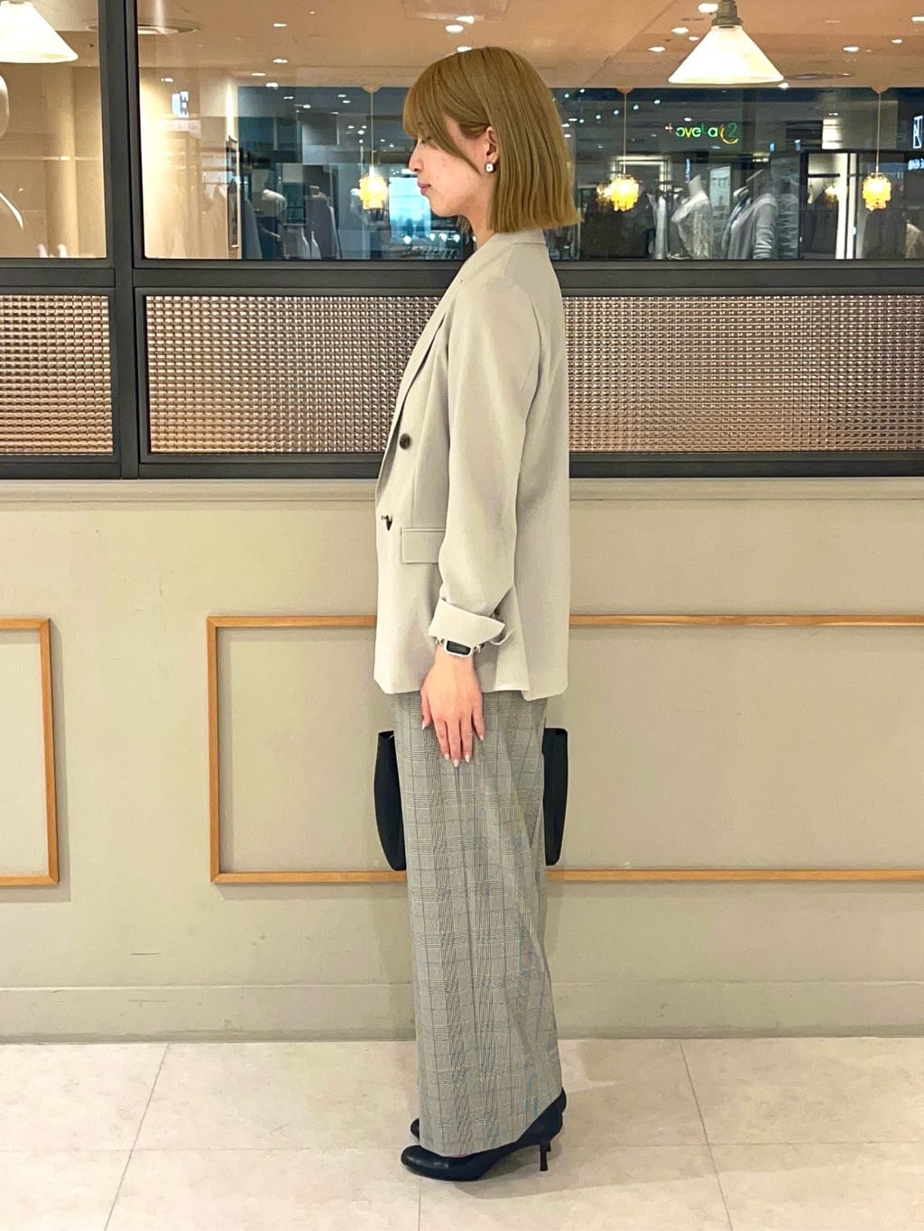 kumiさんの「INDIVI｜【UVケア】ライトダブルジャケット」を使ったコーディネート